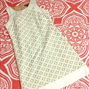 Trendy Creamy Shift Dress